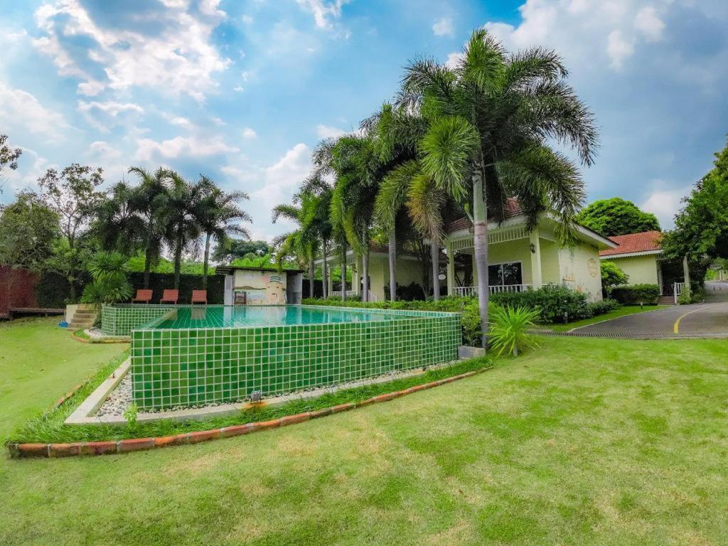 Ruen Maihom Riverside Cottage Kanchanaburi Ngoại thất bức ảnh