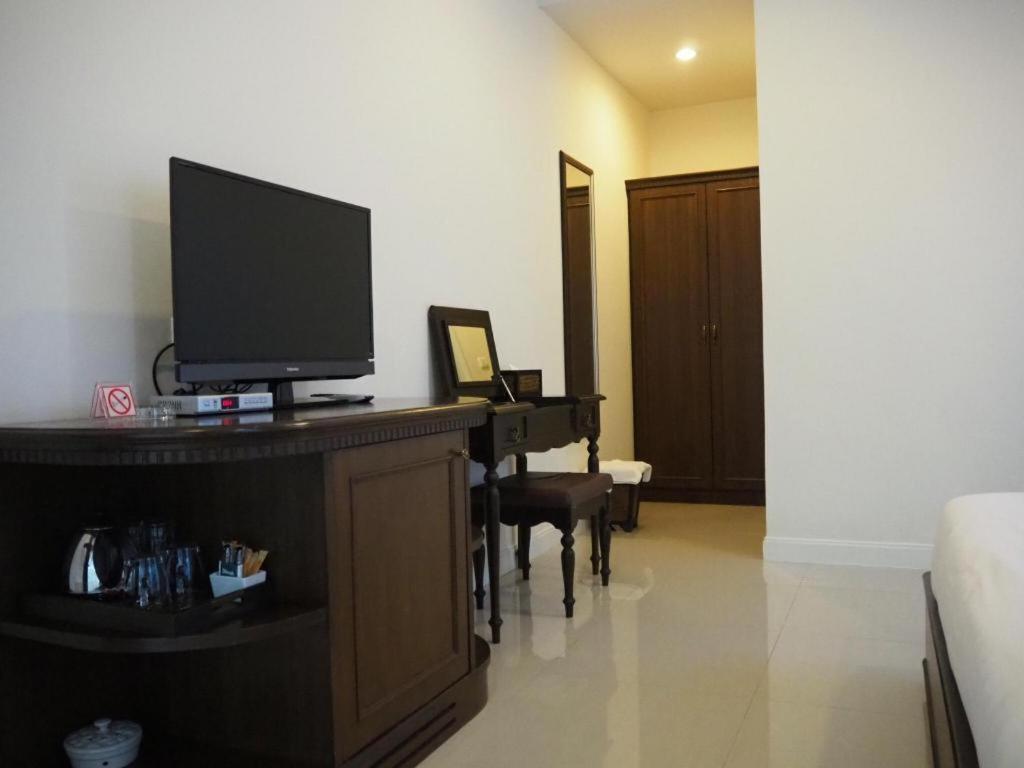 Ruen Maihom Riverside Cottage Kanchanaburi Ngoại thất bức ảnh
