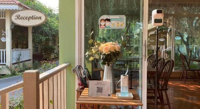 Ruen Maihom Riverside Cottage Kanchanaburi Ngoại thất bức ảnh