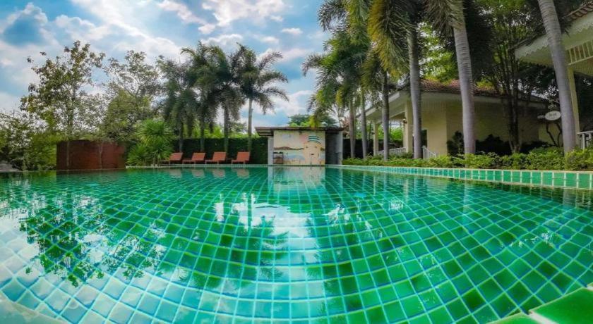 Ruen Maihom Riverside Cottage Kanchanaburi Ngoại thất bức ảnh